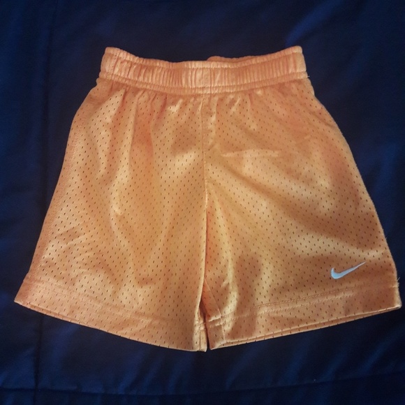 boys nike mesh shorts